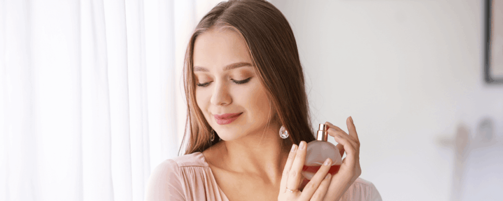 Perfumy i emocje: jak zapachy wpływają na nasz nastrój i samoocenę!